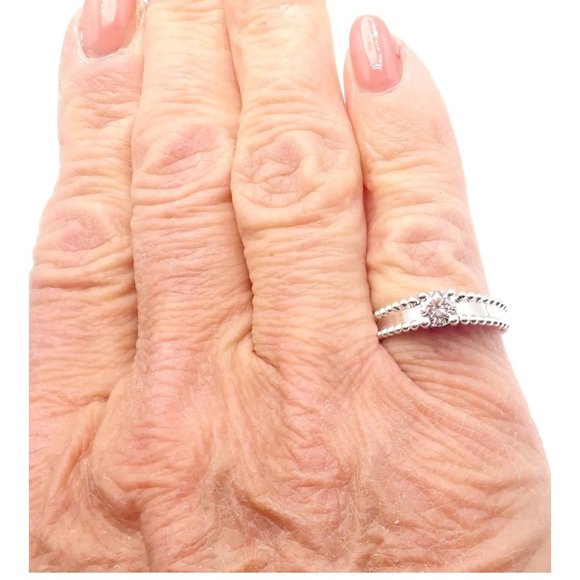 Authentic! Van Cleef & Arpels Estelle Platinum .31ct Diamond Solitaire Ring GIA - Picture 10 of 11